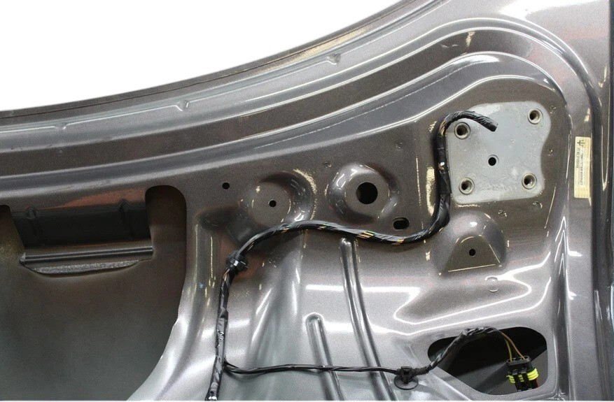 14-20 Maserati Ghibli Rear Trunk Lid Hatch Shell Assembly Black 673004651 Oem