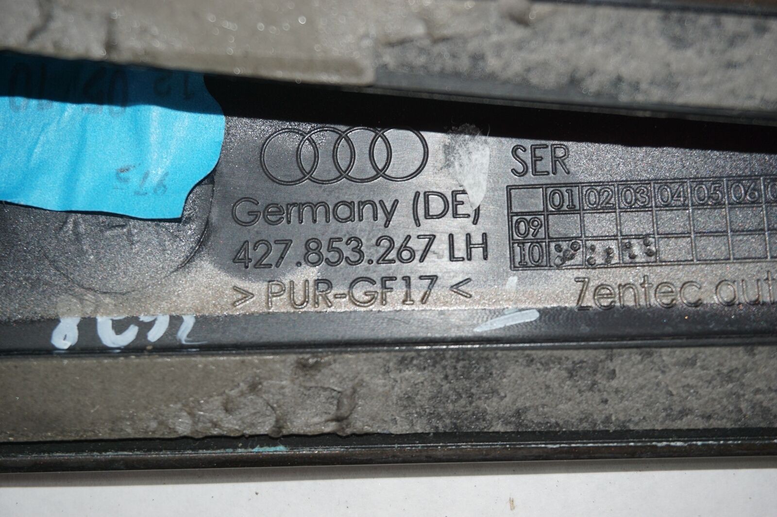 AUDI R8 SPYDER BELT MOLDING DOOR TRIM 2011 2012 2013 2014 2015 427853267C