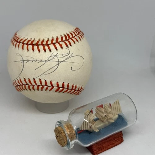 Sammy Sosa signed Rawlings OAL Baseball JSA COA Cubs Auto A4298