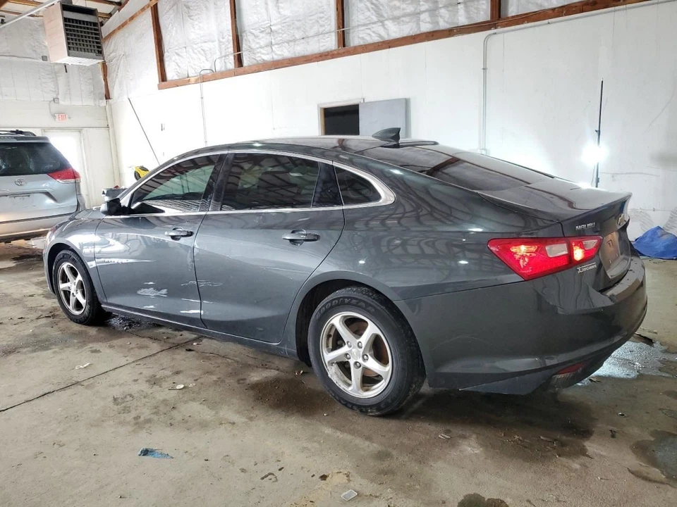 Chevrolet Malibu 2017 depósito de lavadora fabricante de equipos originales usado 148 k millas 3565846 tracción delantera Foto 2 de 4