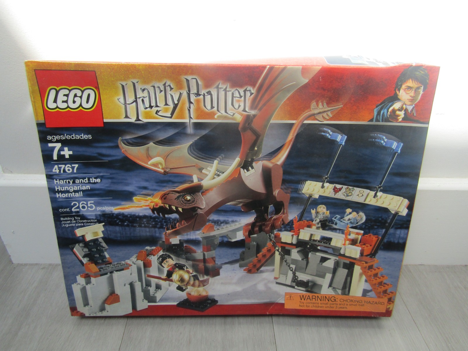 LEGO 4767 Harry Potter Harry and the Hungarian Horntail New Sealed SQUASHED BOX