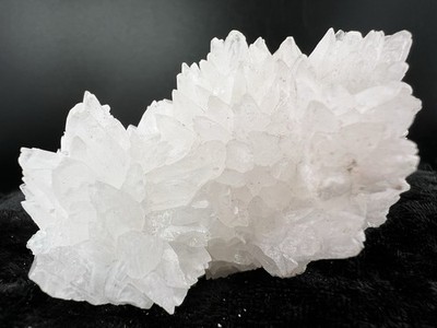 Crystal Aragonite - Cave Calcite from Santa Eulalia, Chihuahua, Mexico  124  g.