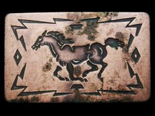 JL13109 VINTAGE 1970s CHAMBERS  WILD HORSE  SOUTHWESTERN DESIGN BELT BUCKLE