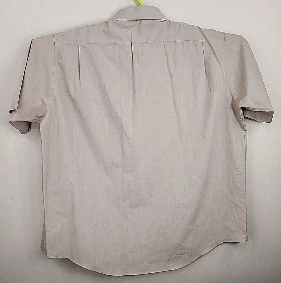 Camisa ligera Towncraft para hombre manga corta abotonada talla 18 tostada Foto 2 de 4