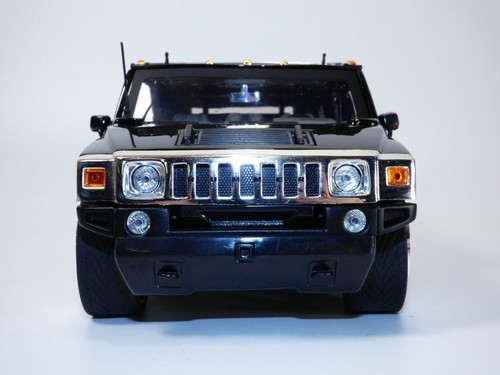 HUMMER H2 tuning noir 1/24 - Foto 6 di 9
