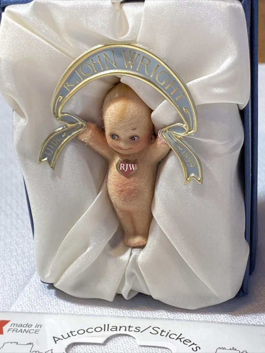 R. John Wright 1999 Boutonnière Kewpies | eBay