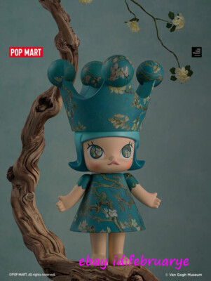Pop Mart Mega Royal Molly 400% Van Gogh Museum ·Apricot Pop Mart Mega Royal Molly 400% Van Gogh Museum ·Apricot