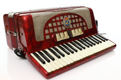 Accordion Crucianelli 120 bass (child/lady size keyboard 18