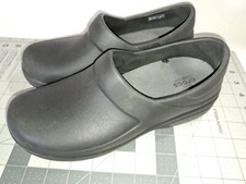 Crocs Comfort Clogs Womens 8 Slip Resistance Nursing Work Slip On Shoes