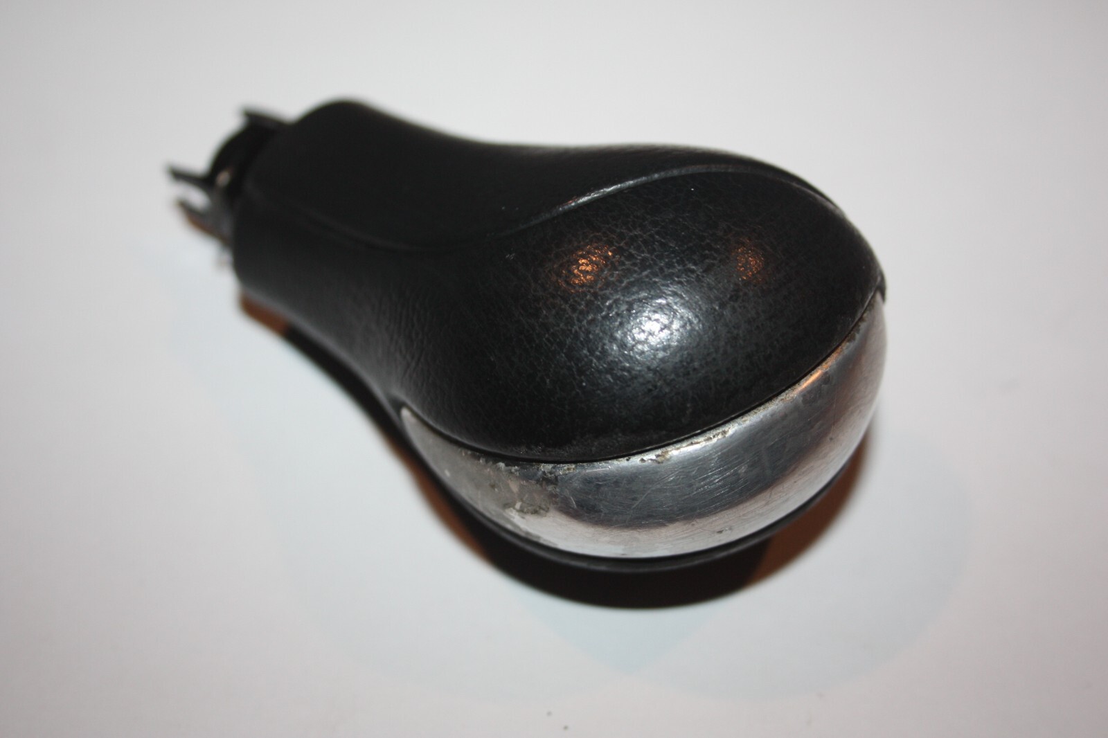 20082013 INFINITI G37x G37 x CENTER CONSOLE AUTOMATIC A/T SHIFTER