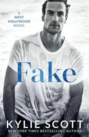 Fake Kylie Scott Taschenbuch Kartoniert / Broschiert Englisch 2021 Kylie Scott