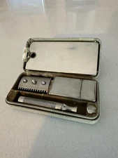 Gillette WWI WWII Khaki Razor Shaving Set COMPLETE W/ Mirror!  F957913