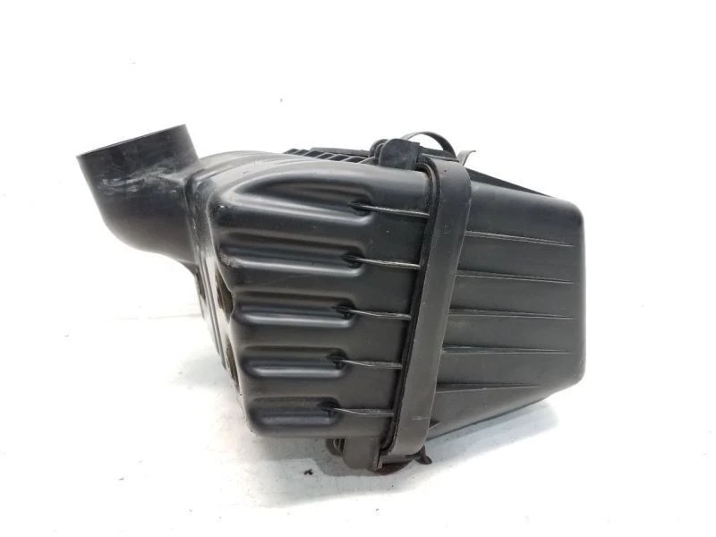 2001-06 Hyundai Santa Fe (2,7 л / AT) воздухоочиститель коробка * только * - Изображение 3 из 4