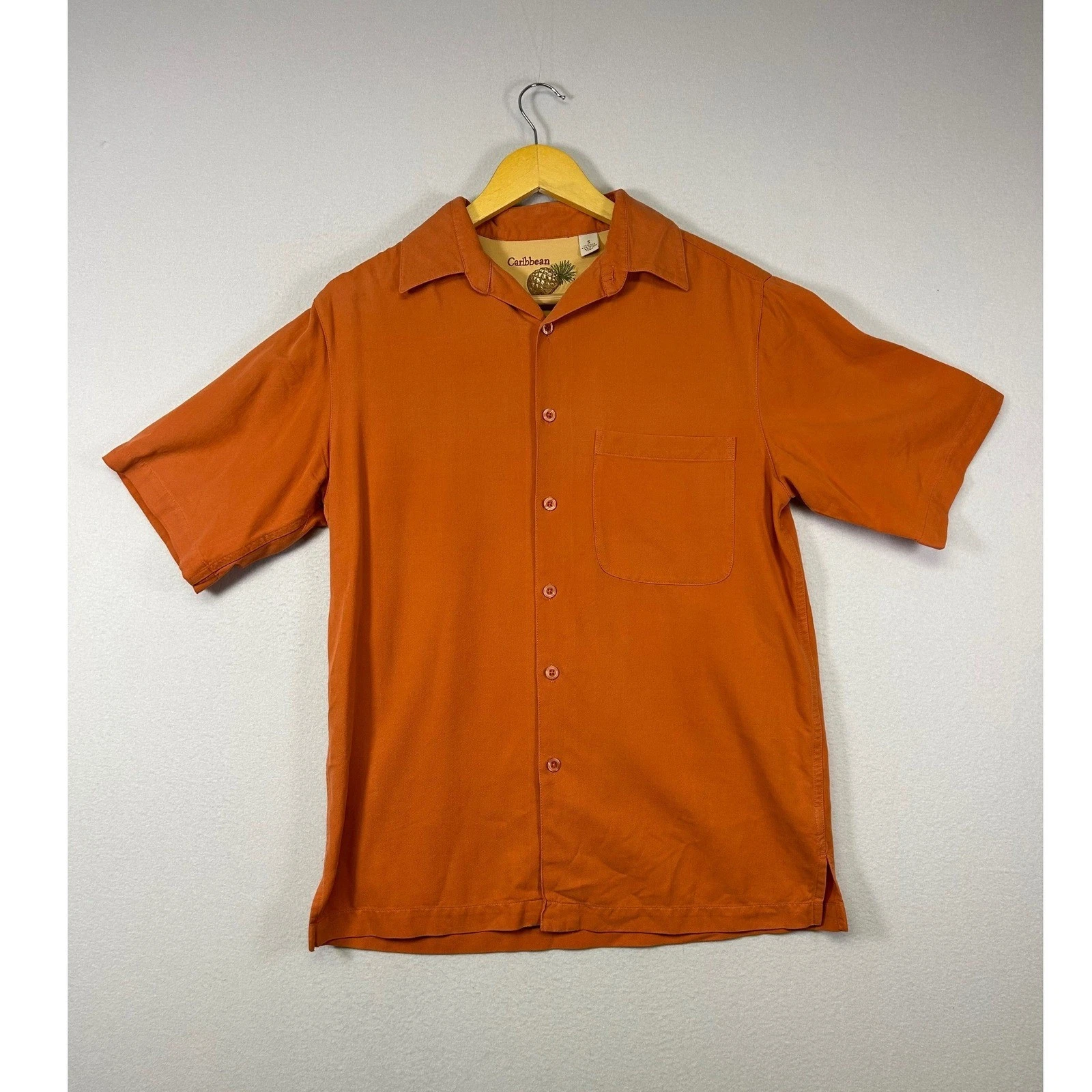 Tropical Caribbean Mens Small Orange Silk Cotton Short Sleeve Camp Button Shirt