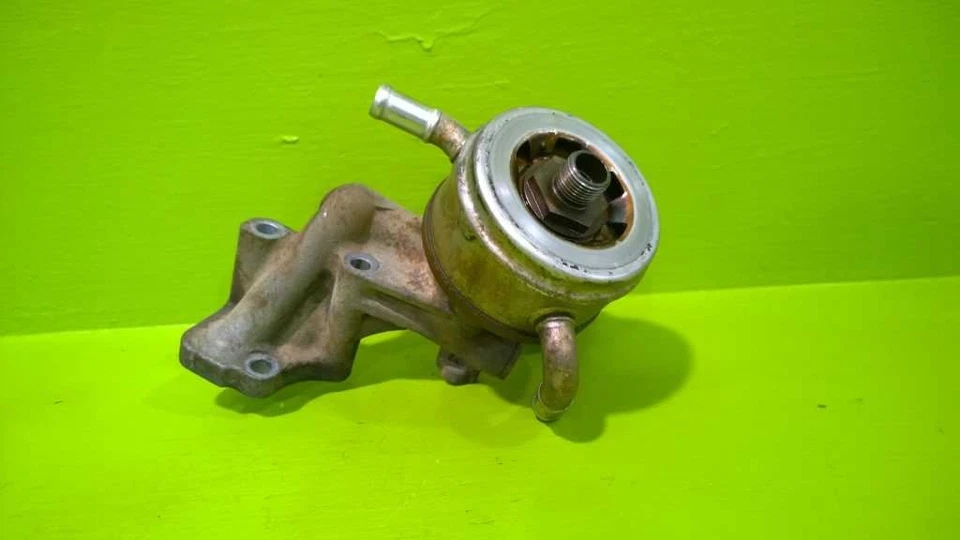 00 01 02 03 04 TUNDRA SEQUOIA LX470 ENFRIADOR DE ACEITE/CARCASA DE FILTRO OEM 2741-14 Foto 2 de 4