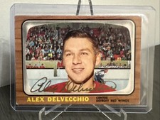 💥ALEX DELVECCHIO HARD SIGNED GOLD INK 💥1966 OPC 102 DETROIT RED WINGS