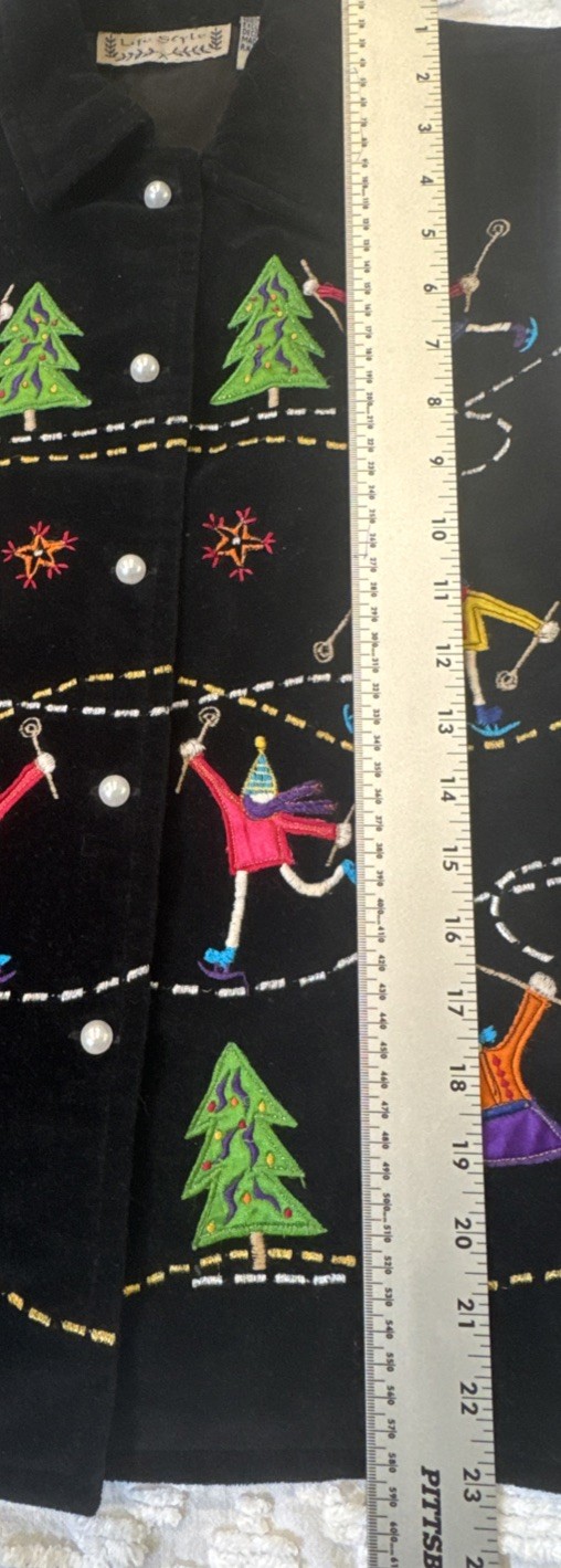 VTG Winter/Christmas Colorful Ice Skating Vest Ugly Sweater/90’s Bright Colors