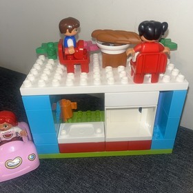 Lego Duplo 10835 - Family House - Incomplete With Substitutions. Read