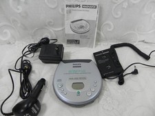Philips Magnavox Portable CD Player AZ7383 With Car Accessories