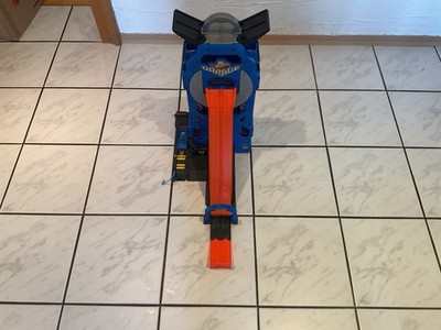Hot Wheels City Mega -Parkgarage