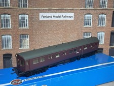 Airfix 54256-8 OO Gauge Model Railway BR Auto-Coach in Maroon Didcot W187W