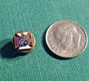 Vintage K of C Knights Of Columbus Mini Metal Shield Lapel Pin Screw Back Type