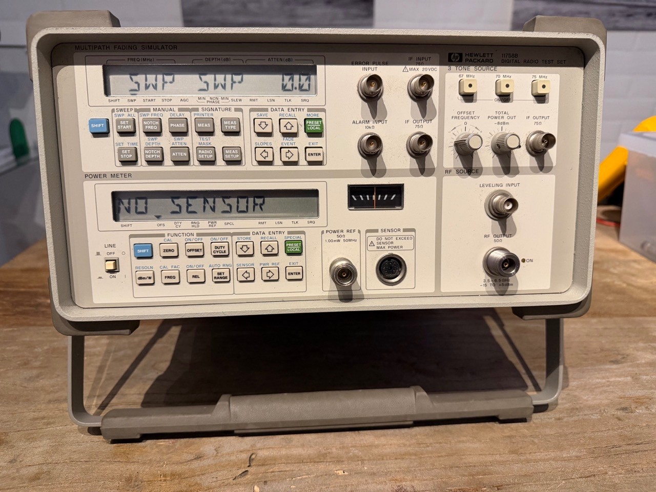 HP Agilent 11758B Digital Radio Test Set RF Tester