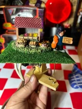 Railroad O Scale Animated Trackside Farm stand custom made 1 off Mechanical