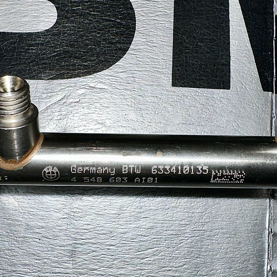 BMW335i HighPressureInjectorRail, PressureRegulatorSwitch,FuelPipePump-Rail(OEM) - Image 4 of 4