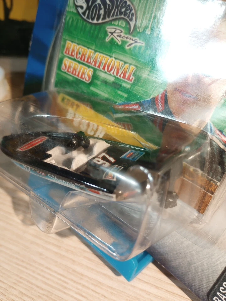 Barco de lubina Kurt Busch serie recreativa Hot Wheels 1:64 China Foto 4 de 4