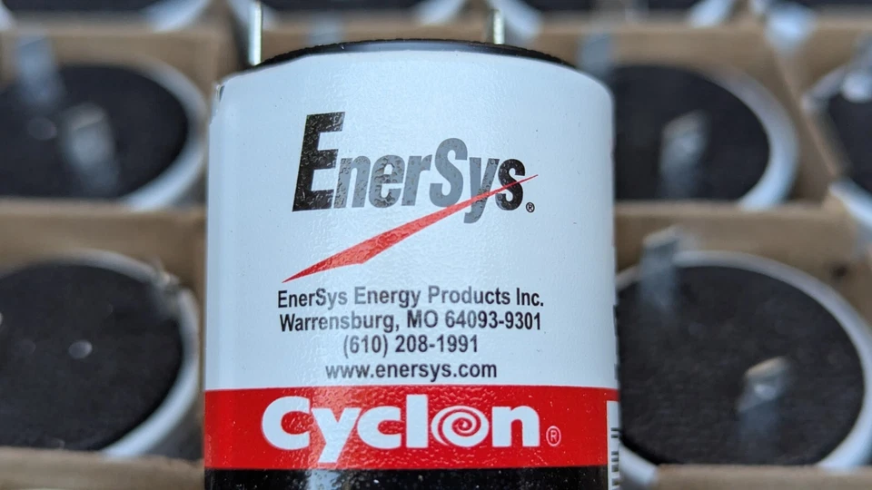 EnerSys Cyclon 2 Volt 2.5 AH D Cell 0810-0004 Sealed-Lead Rechargeable Battery - Image 3 of 4