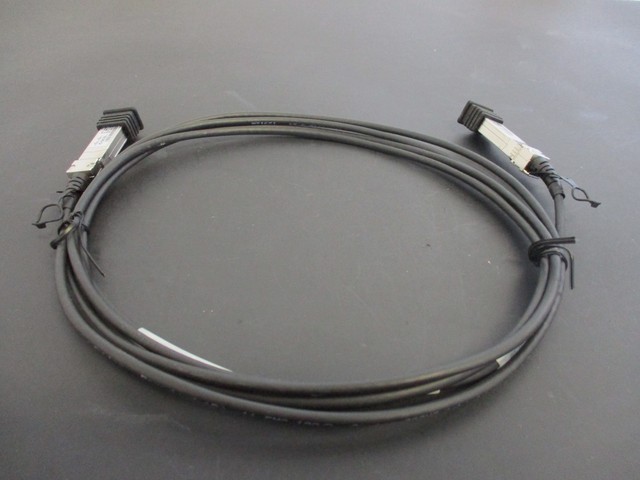 DAC Twinax Cable 37-0961 MNPA19-XTR Cisco SFP-H10GB-CU3M 3 Meter 10G SFP