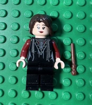 LEGO Harry Potter HP210 Nymphadora Tonks Minifigure From Set 75980