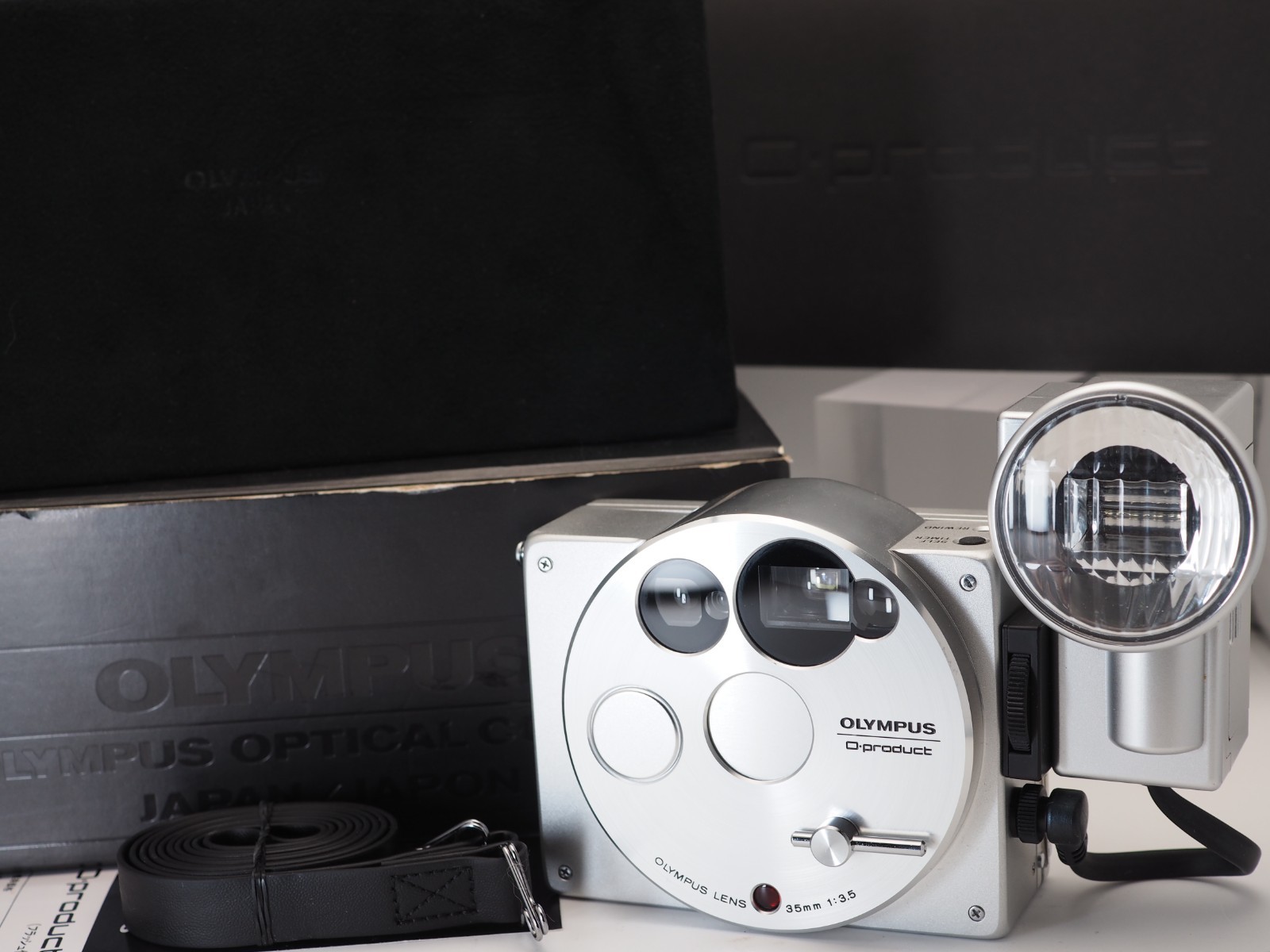 [unused in box] olympus o-product 35mm f3. 5 flash film camera from japan #j251