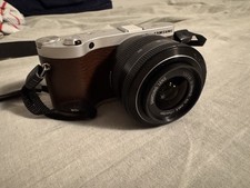 Working Samsung NX300 Mirrorless Digital Camera Body with 20-50mm f:3.5 NX Lens