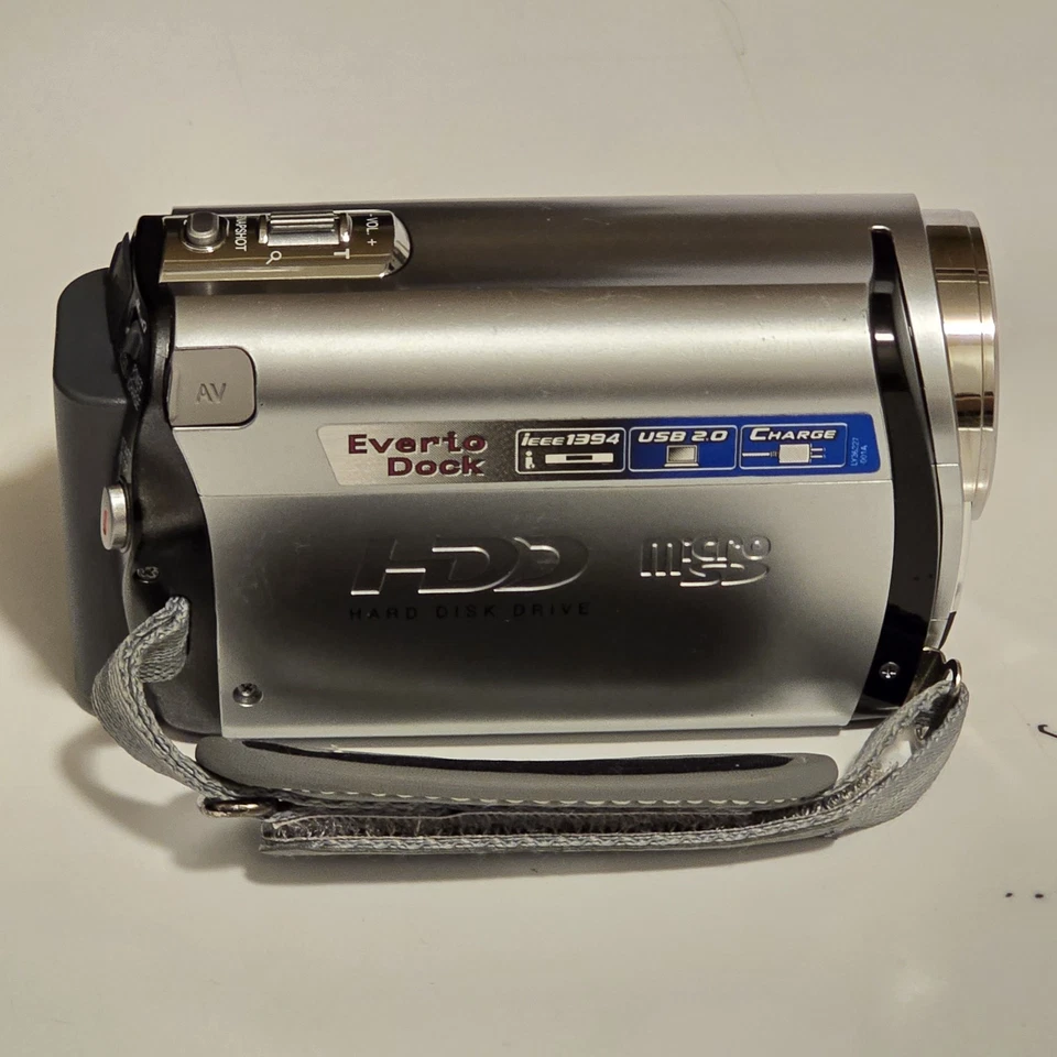 JVC Everio GZ-MG335HU Hybrid 30GB HDD 35x Optical Camcorder Tested Works Bundle - Image 4 of 4