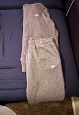 Nike Men's Gray Tracksuit Sweatsuit Set Sweatshirt Sweatpants Logo