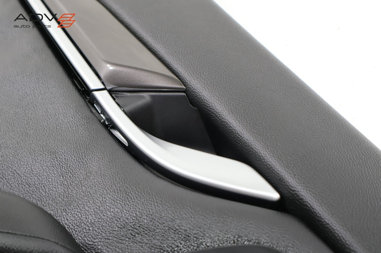 2014 - 2016 MASERATI GHIBLI REAR LEFT SIDE INTERIOR DOOR PANEL TRIM COVER OEM