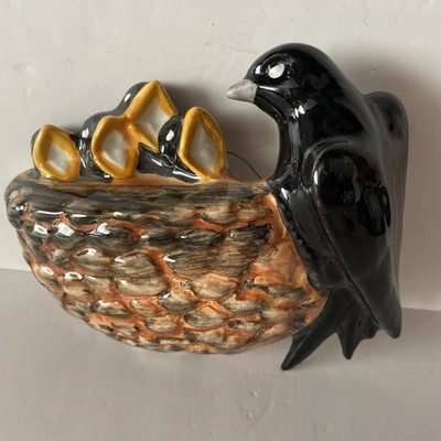 Portugal Art Deco handbemalter Keramik Wandbehang Schwalbennest & Küken signiert