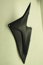 Plastique sous réservoir droit (Honda - Cbr 600 Rr 600 2009 - 2012)