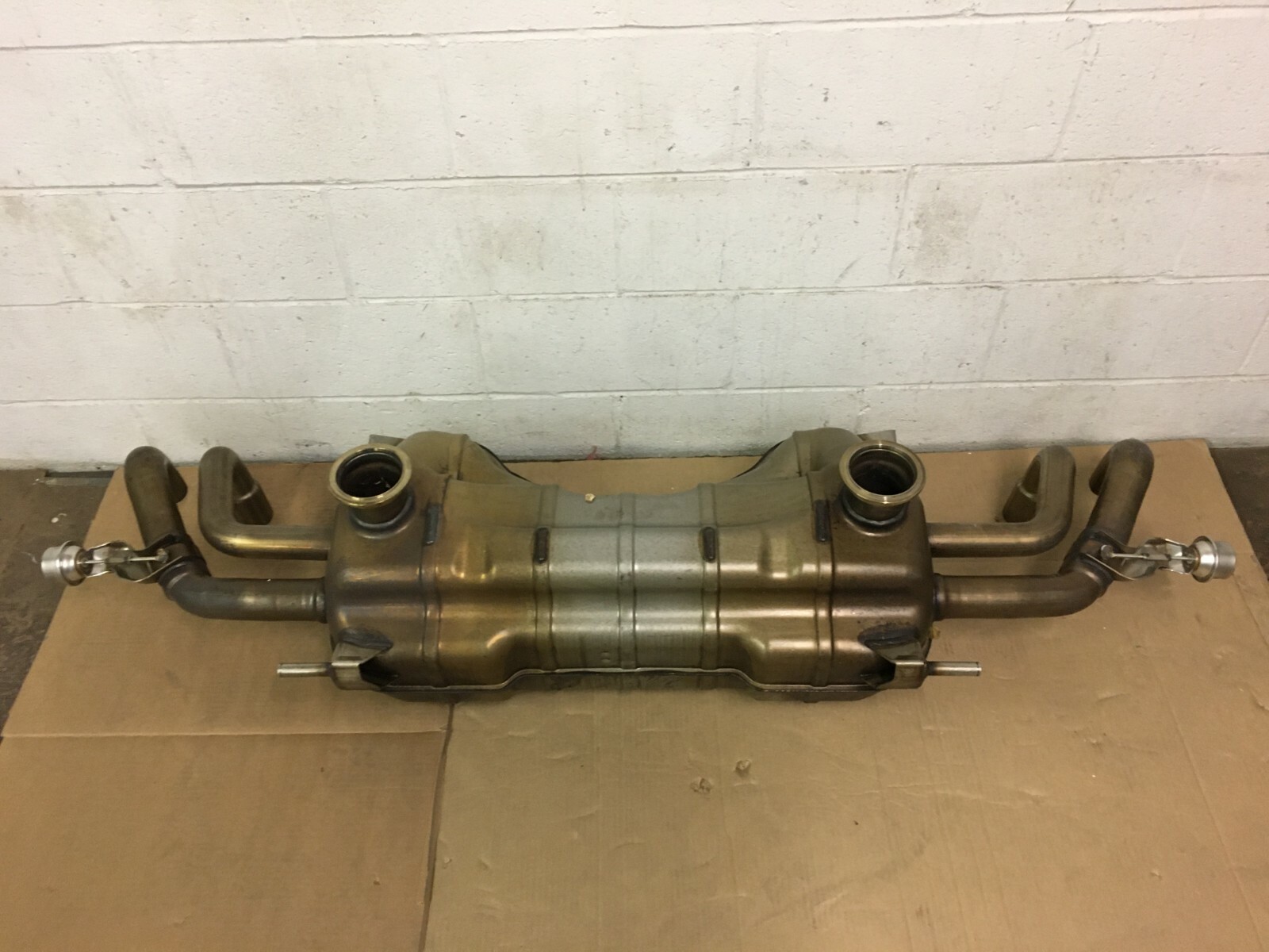 Mint 2015 2016 2017 2018 Lamborghini Huracan Exhaust System Factory OEM