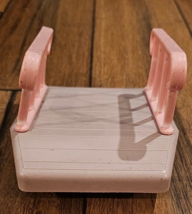 Vintage Little Tikes Doll House Accessories Lot Of 9 Kitchen Mailbox Chairs Ramp