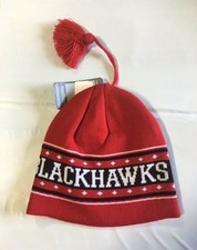 Chicago Blackhawks Knit Beanie Toque Winter Hat Skull Cap Women's New w/ tassle