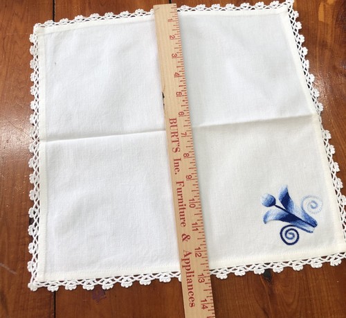 4 Vintage White with Embroidery & Applique Flowers Luncheon/Dinner Napkin - Picture 7 of 9