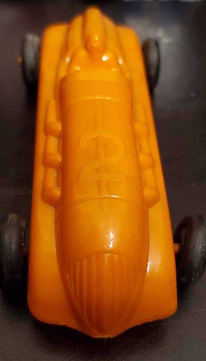 VINTAGE ORANGE PLASTIC TOY RACE CAR 1960'S-70'S ERA 7 INCHES LONG