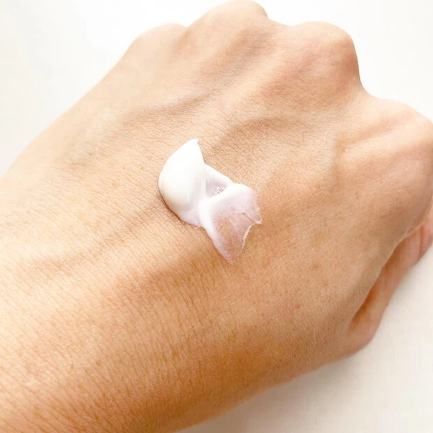 KANEBO Cream in Day 40g Daytime Moisturizer Face Cream KANEBO Cream in Day 40g Daytime Moisturizer Face Cream