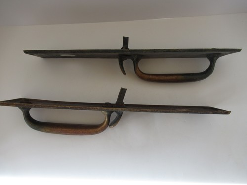 Lot of 2 Antique 14.75 in. Bronze Door Pull with Lock Insert escutcheons pair - Picture 3 of 8