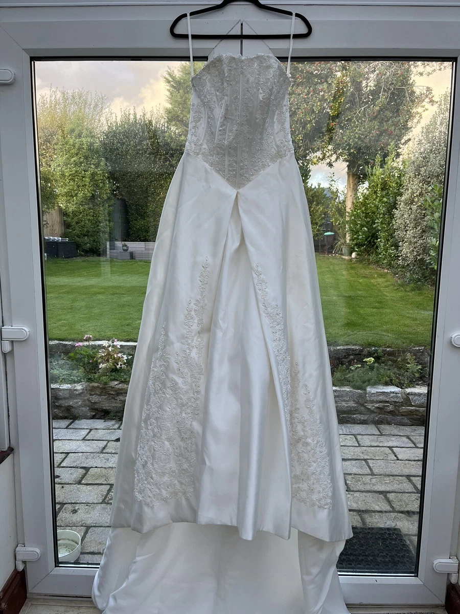 Alfred angelo top strapless wedding dress
