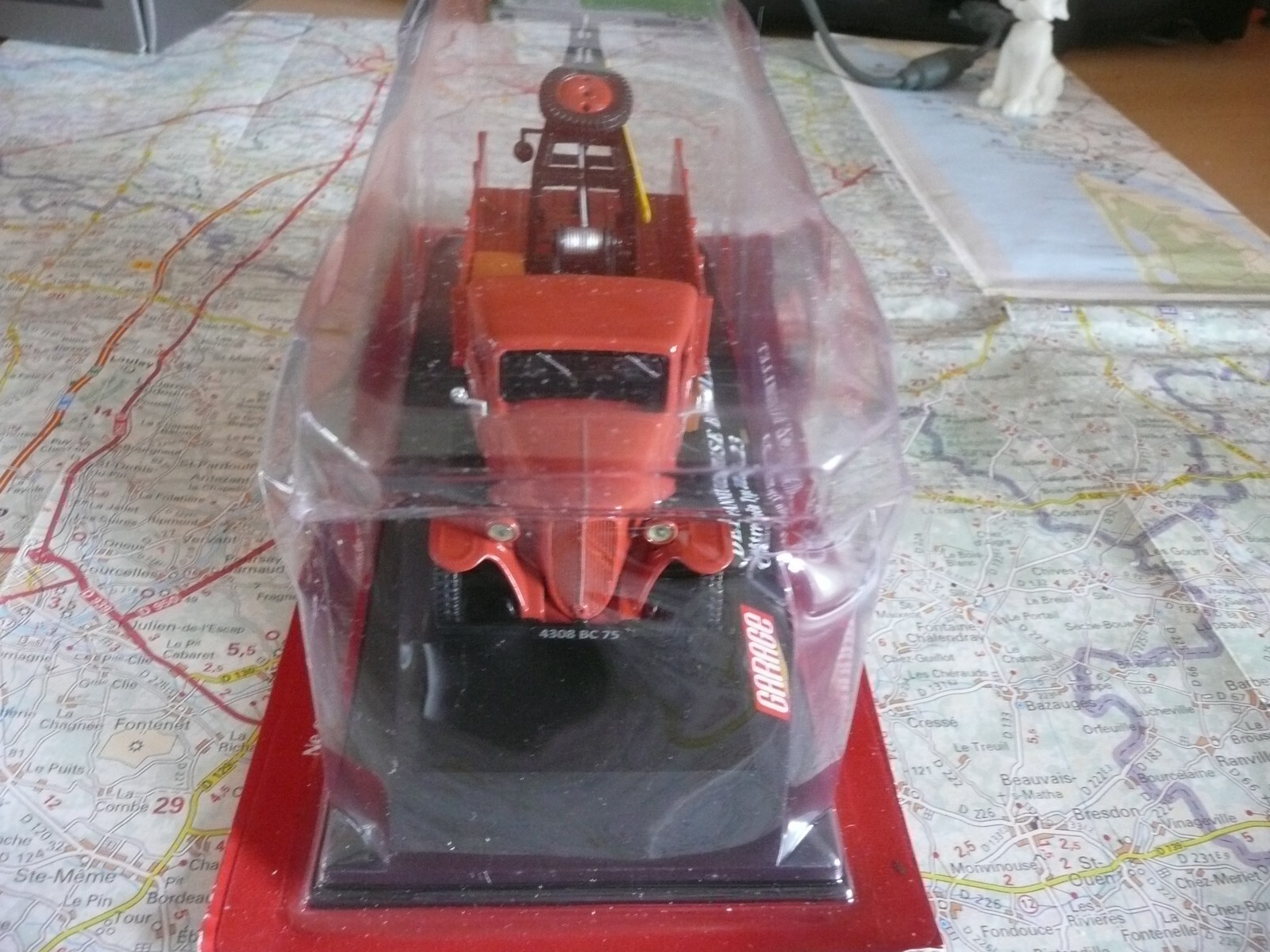 Foto 2 di 2