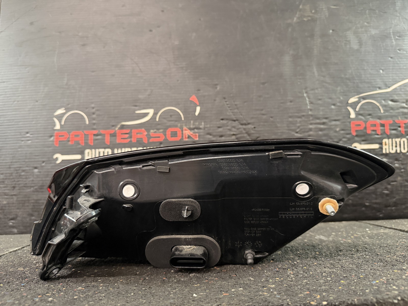 2021 MASERATI GHIBLI DRIVER LEFT QUARTER PANEL MOUNTED BRAKE TAIL LIGHT LAMP